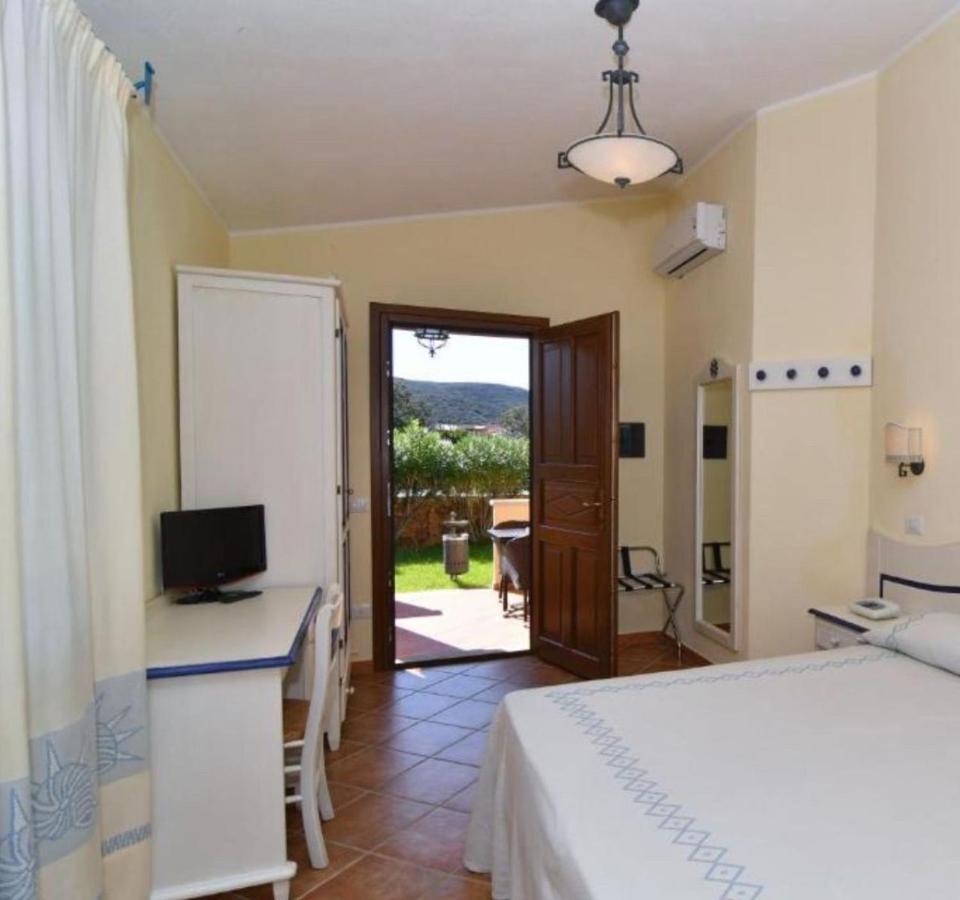 Li Suari Club Village San Teodoro  Extérieur photo