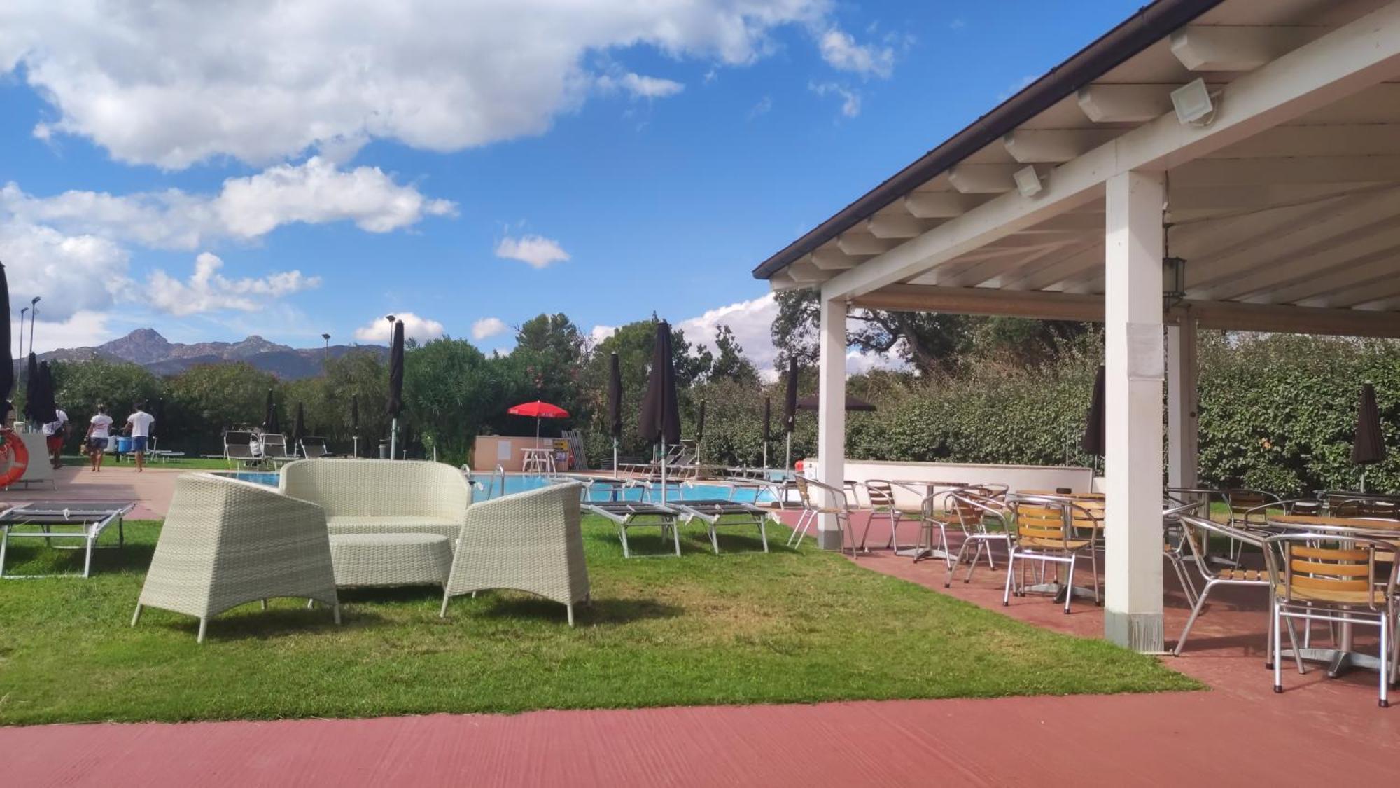 Li Suari Club Village San Teodoro  Extérieur photo